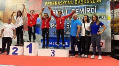 ANKARA’DA GERÇEKLEŞTİRİLEN KIZ GÜREŞ TAKIMI