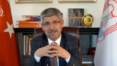 REKTÖR KAÇAR’DAN 24 TEMMUZ GAZETECİLER