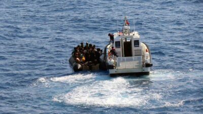 DALAMAN İLÇESİ AÇIKLARINDA LASTİK BOT