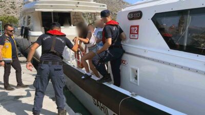 GEZİ TEKNESİNDE RAHATSIZLANAN VATANDAŞA SAHİL