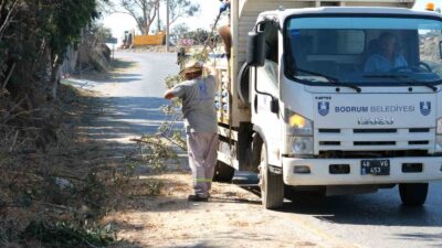 BODRUM BELEDİYESİ EKİPLERİ, TEMİZLİK SEFERBERLİĞİ