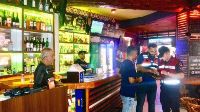 ÜNLÜ TATİL BELDESİNDEKİ EĞLENCE MEKÂNLARINA