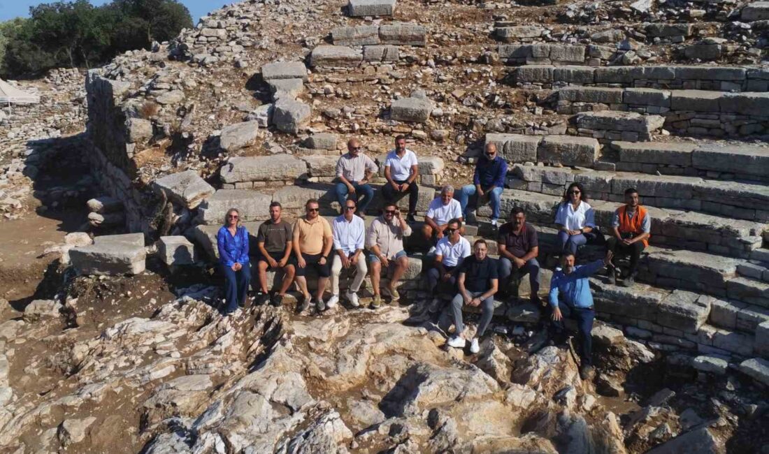 AMOS ANTİK KENTİ’NDE TİYATRO