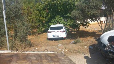 MUĞLA'NIN MENTEŞE İLÇESİNDE İKİ ARACIN