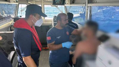 TİCARİ YATTA YARALANAN VATANDAŞA TIBBİ