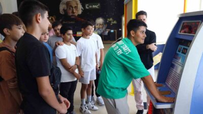 BİLİM PARKINI 2 AYDA BİN