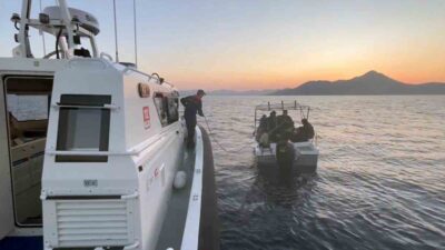 MARMARİS’TE 17 DÜZENSİZ GÖÇMEN KURTARILDI,