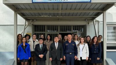 MARMARİS KAYMAKAMI KAYA’DAN ÖĞRETMENLER HAFTASI