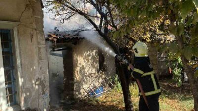 ULA'DA METRUK BİNADAKİ YANGIN EKİPLERİN