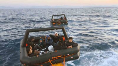 YUNANİSTAN, 15 ÇOCUĞUN İÇİNDE BULUNDUĞU