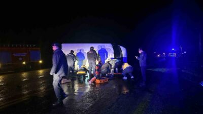 FETHİYE'DE DEVRİLEN MİNİBÜSÜN SÜRÜCÜSÜ HAYATINI