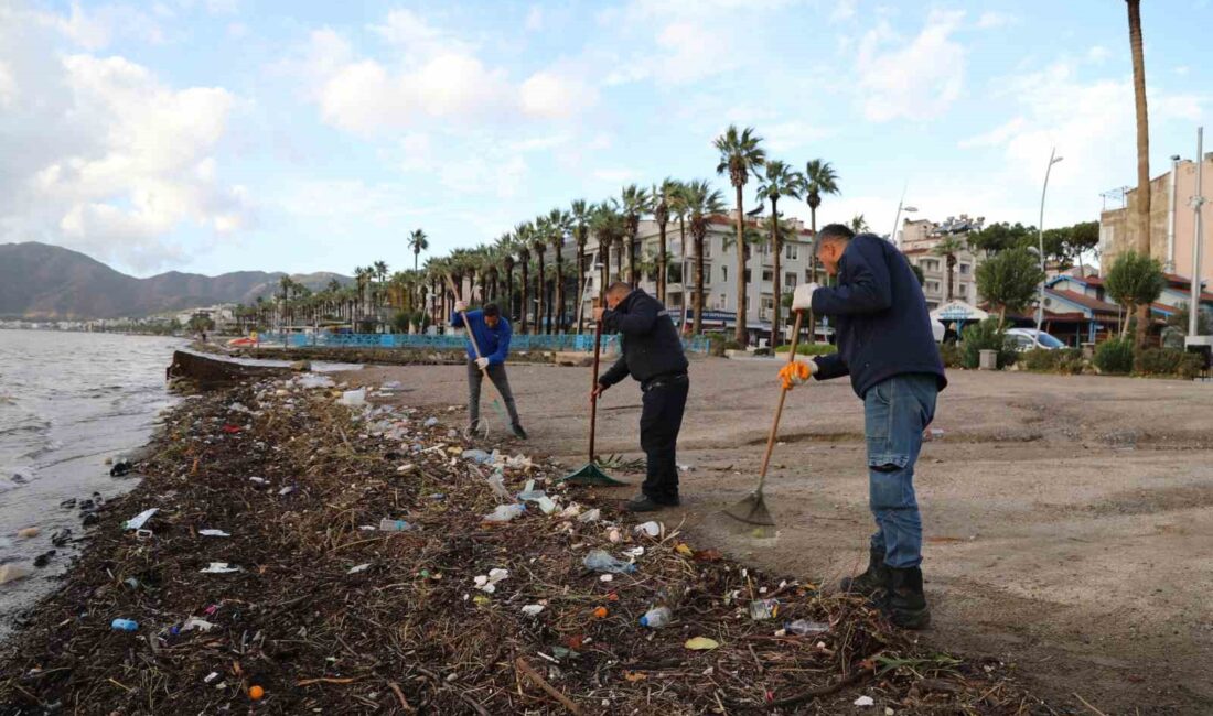 MARMARİS’TE FIRTINA SONRASI TEMİZLİK