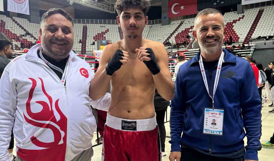 Fethiyeli sporcu Kick Boks’ta Türkiye üçüncüsü oldu
