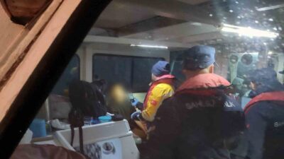 GEZİ TEKNESİNDE RAHATSIZLANAN VATANDAŞA TIBBİ