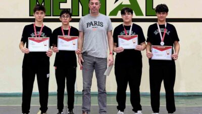 MENTEŞE ANADOLU LİSESİ MASA TENİSİNDE