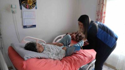 MUĞLA BÜYÜKŞEHİR’İN FİZYOTERAPİSTLERİ İLE HASTALAR