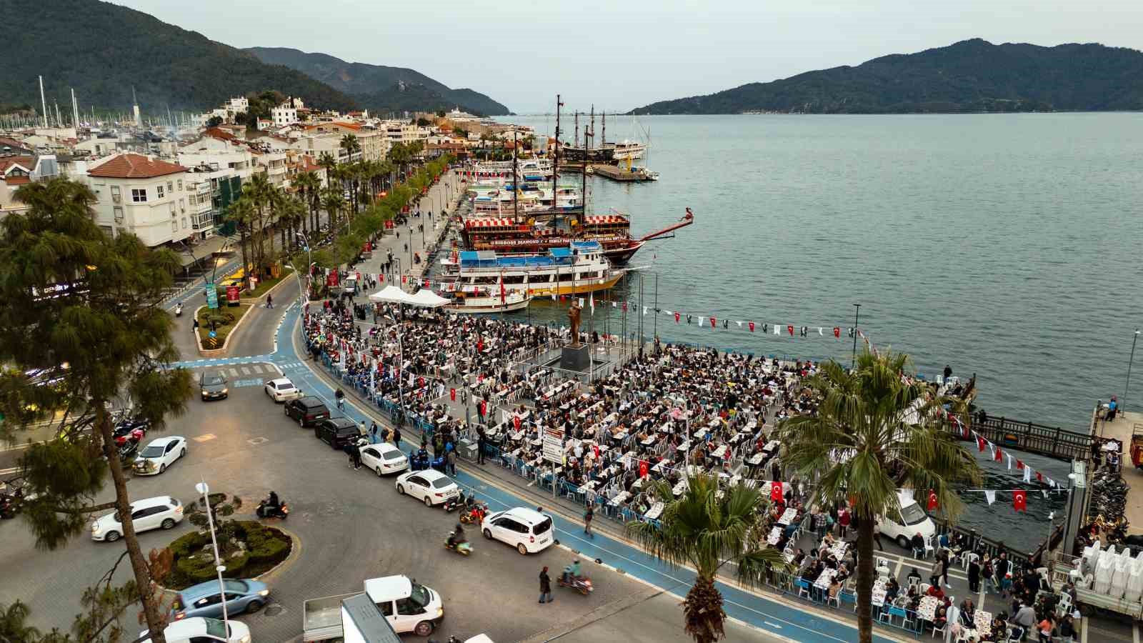 Marmaris Belediyesi, Kadir Gecesi’nde