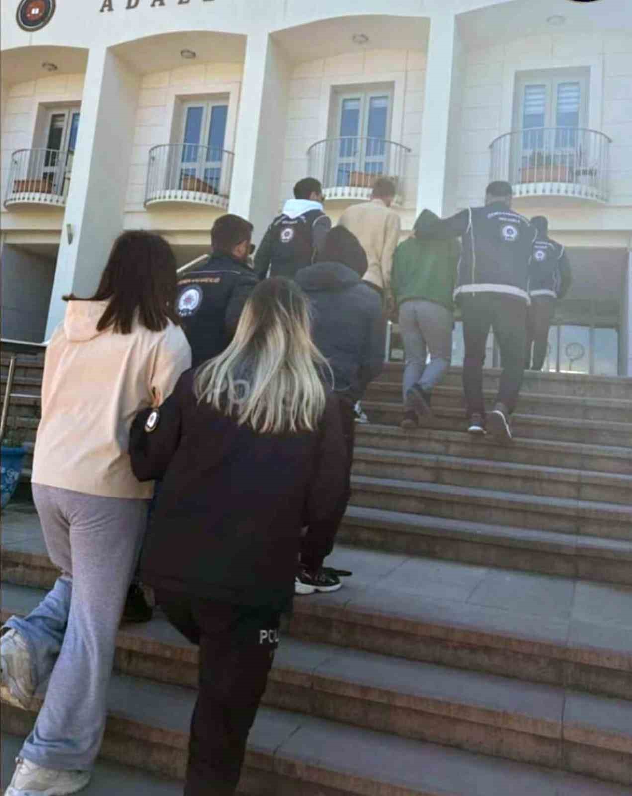 Bodrum’da 5 organizatör tutuklandı Muğla Emniyet Müdürlüğü ekipleri