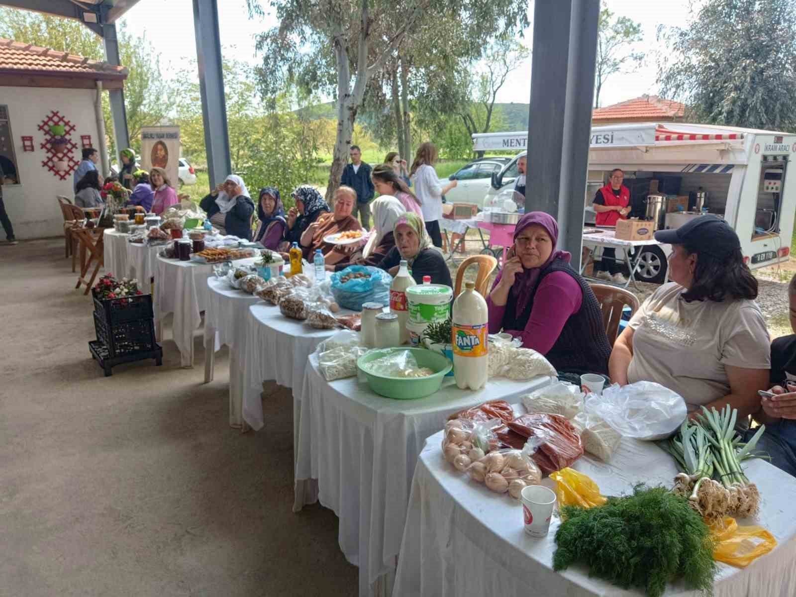 Gülağzı mahallesinde Hıdırellez şenliği Her yıl Mayıs ayının