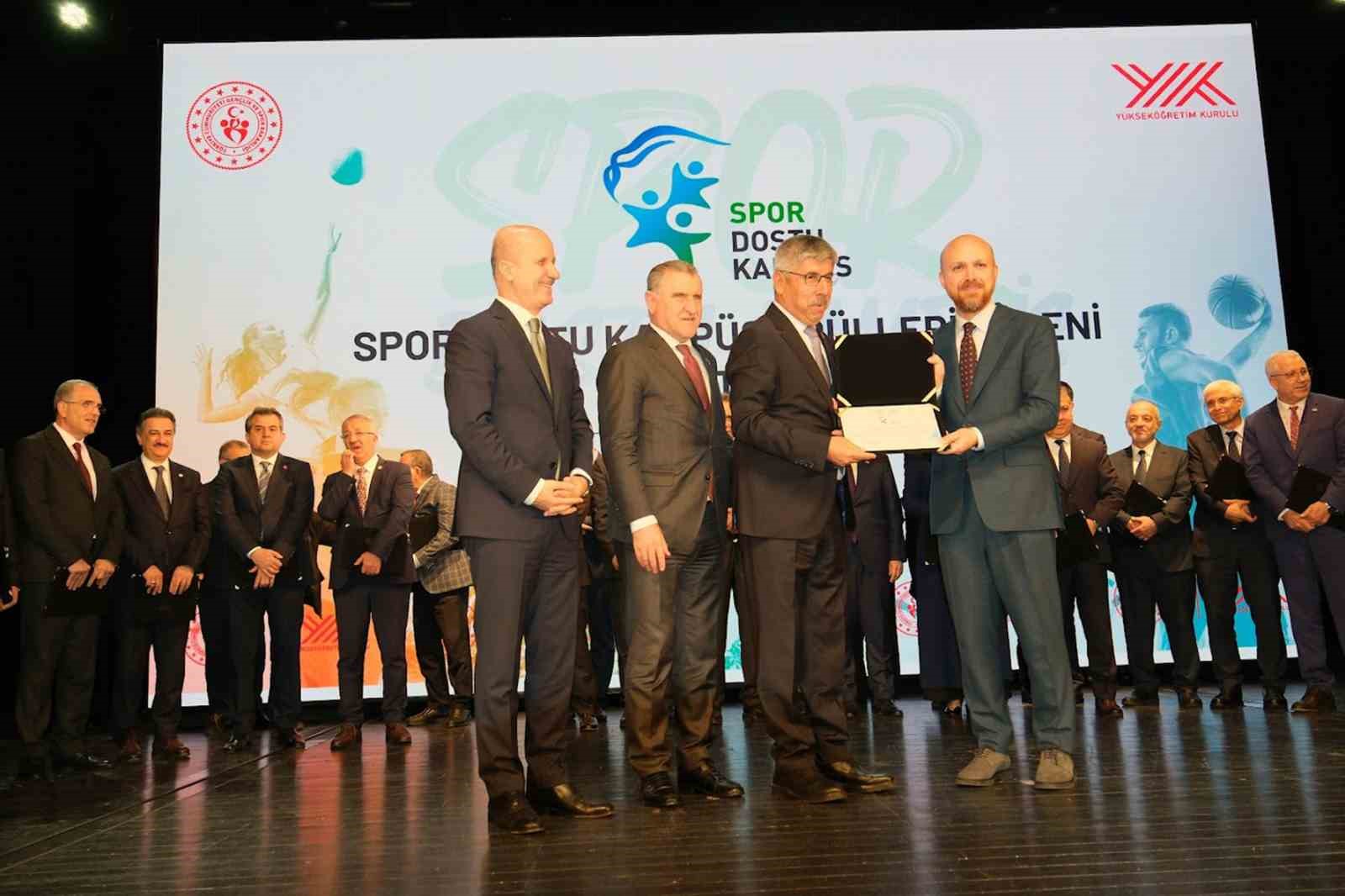 Muğla Sıtkı Koçman Üniversitesi’ne “Spor Dostu Kampüs” ödülü Yükseköğretim Kurulu (YÖK) tarafından