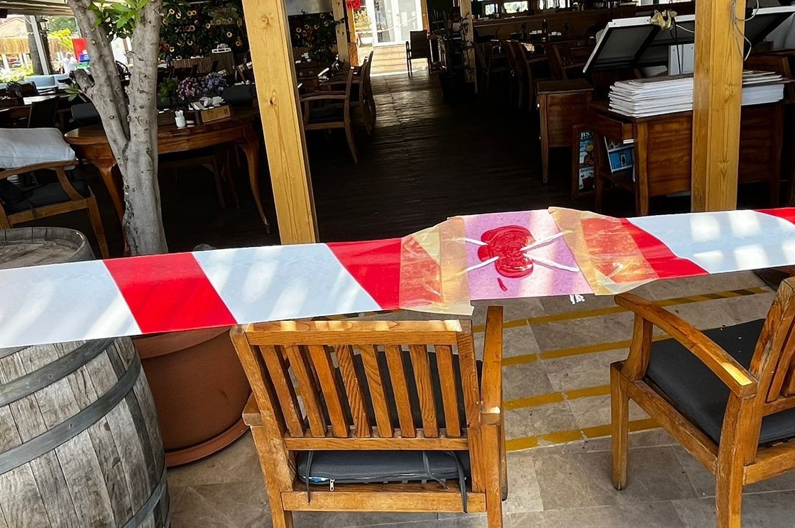 Marmaris’te kurallara uymayan mekanlar kapatılmaya devam ediyor Muğla’nın Marmaris ilçesinde eğlence