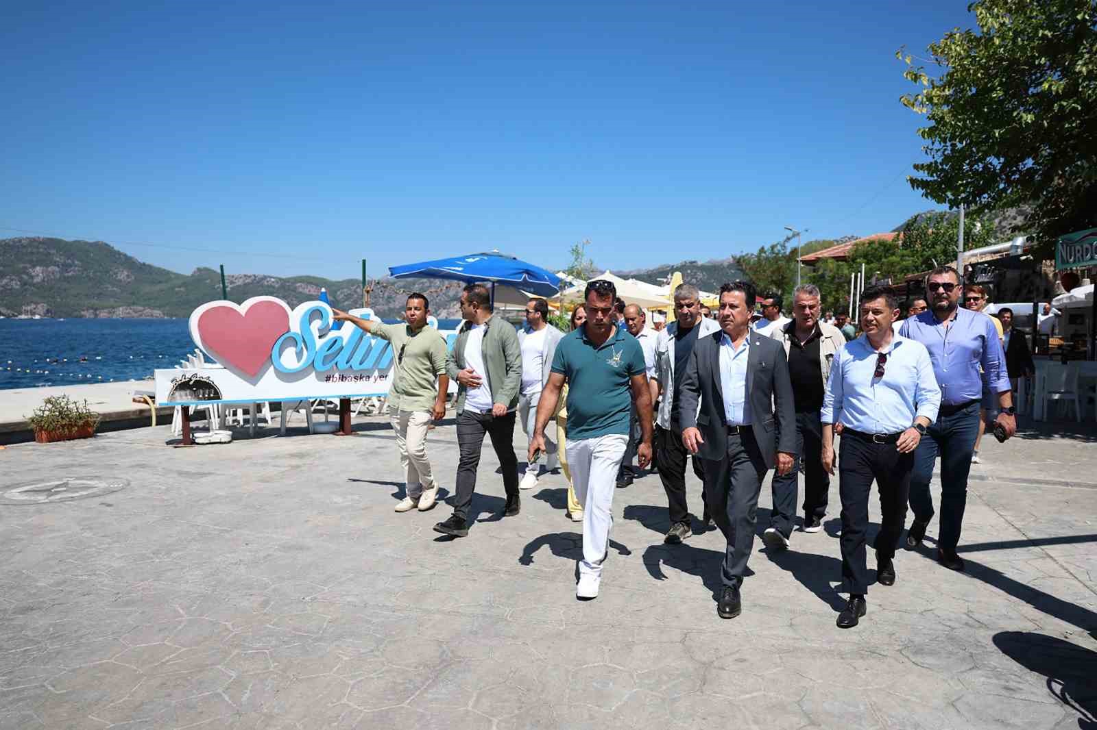 Başkan Aras Marmaris’te vatandaşlarla bir araya geldi Kıyı Ege Belediyeler Birliği
