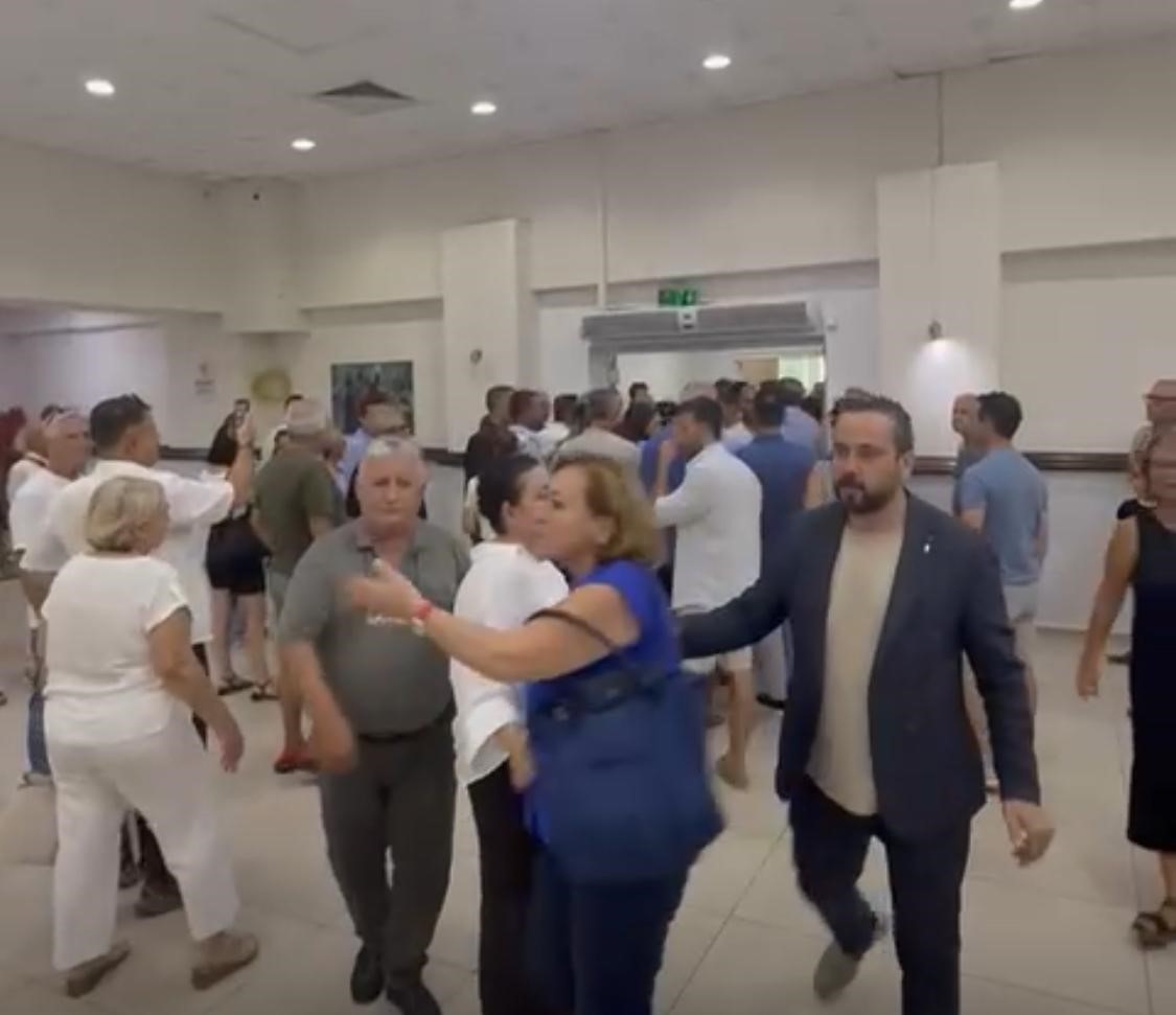 Cumhuriyet Halk Partisi (CHP)