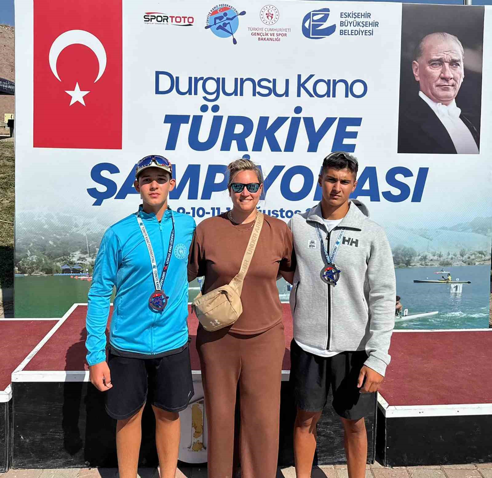 Muğlalı Kano’culardan büyük başarı Eskişehir’de düzenlenen Durgunsu Kano