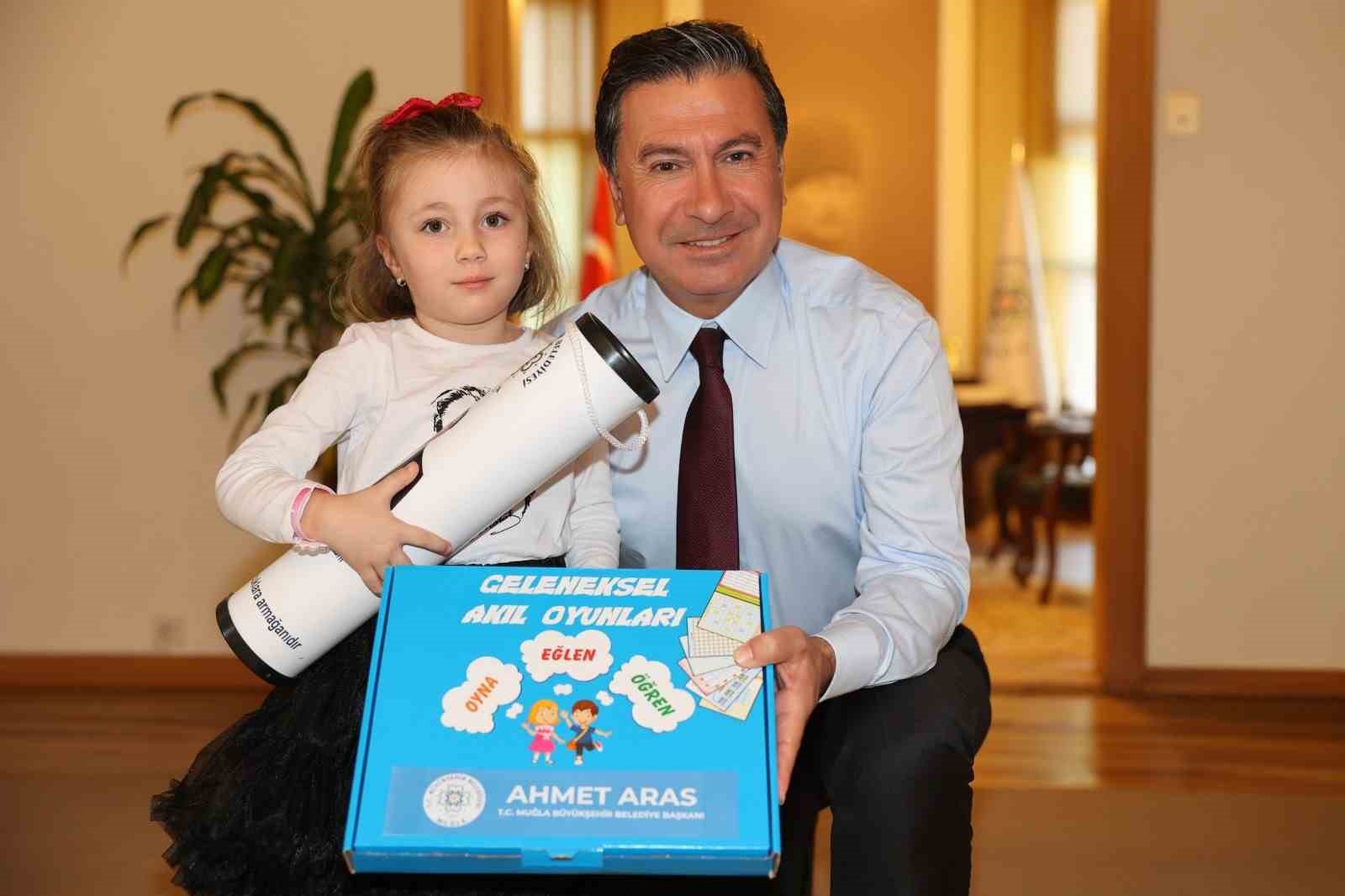 Muğla Büyükşehir Belediyesi öğrencilere
