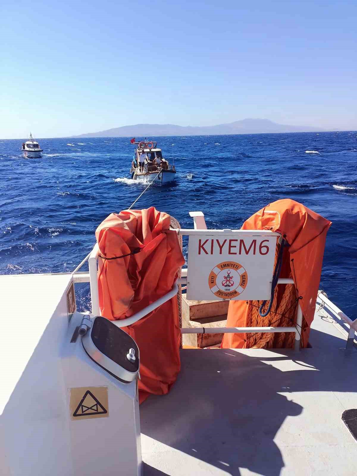 Gümbet açıklarında sürüklenen tekne kurtarıldı Muğla’nın Bodrum ilçesinde Gümbet