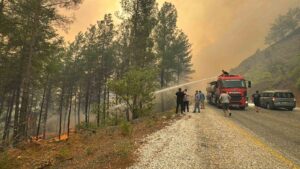 Köyceğiz’de 108 ev tahliye edildi