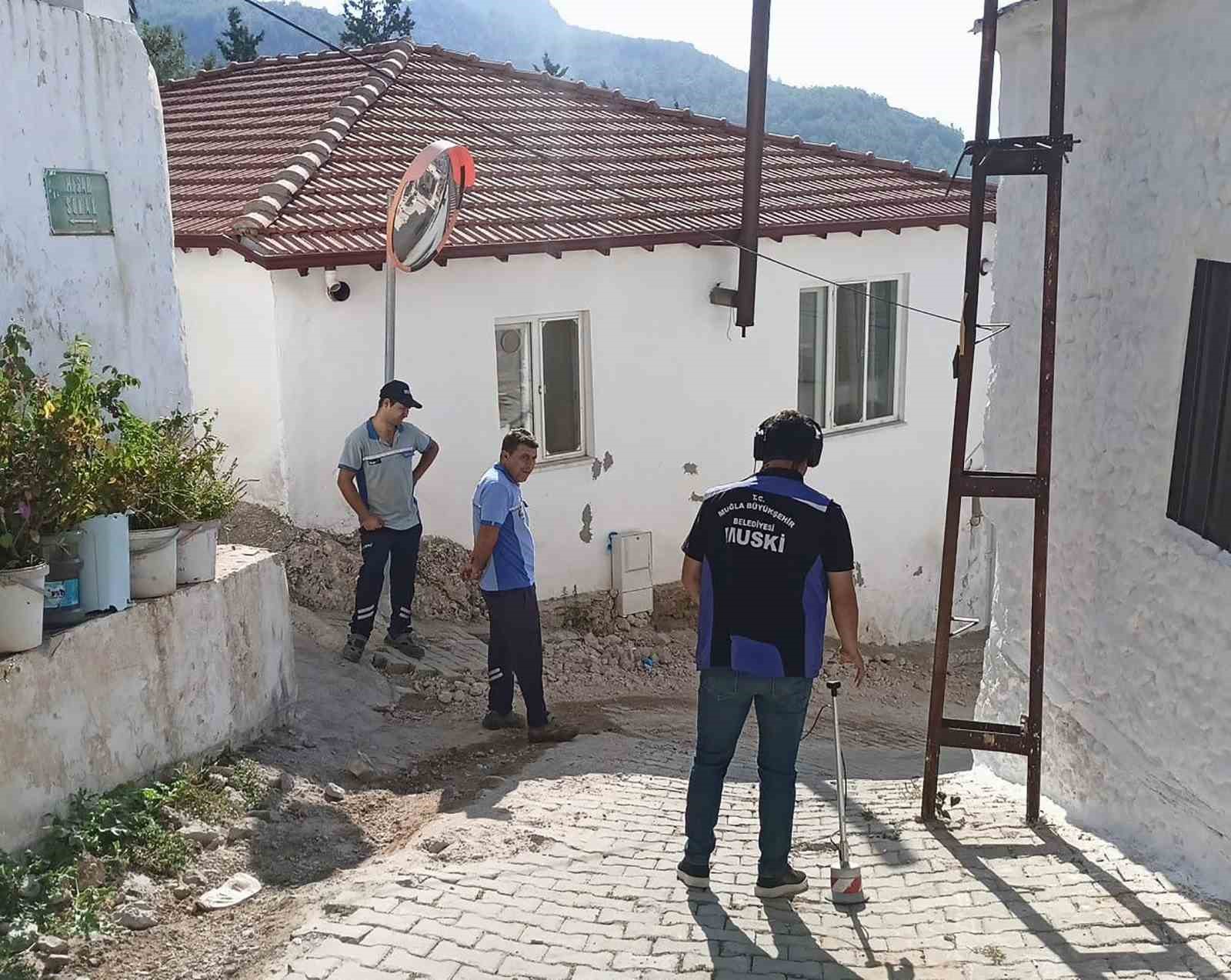 MUSKİ ekipleri kayıp kaçakla