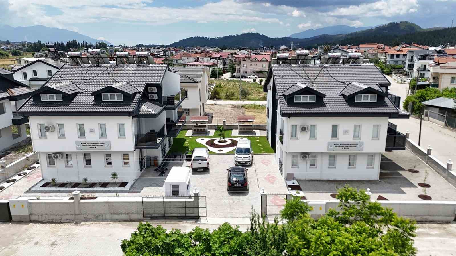 Devlet yurdu bulunmayan Seydikemer’de,