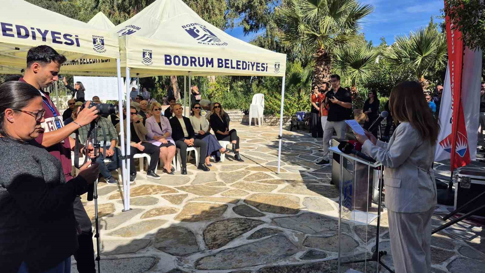 Cevat Şakir Kabaağaçlı törenle anıldı Halikarnas Balıkçısı Cevat Şakir