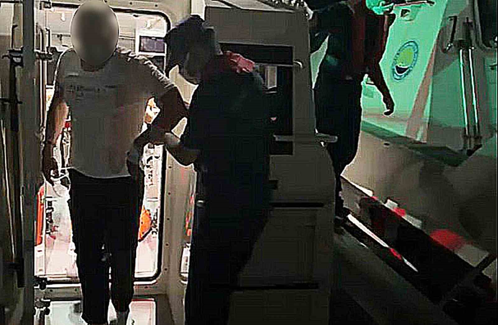 Fethiye’de ticari yatta rahatsızlanan vatandaşa Sahil Güvenlikten tıbbi tahliye Muğla’nın Fethiye ilçesi açıklarında