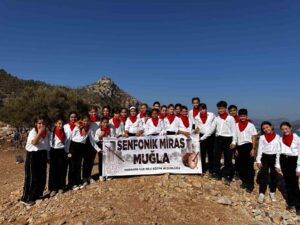 Marmaris’e eğitimde beş ödül birden aldı