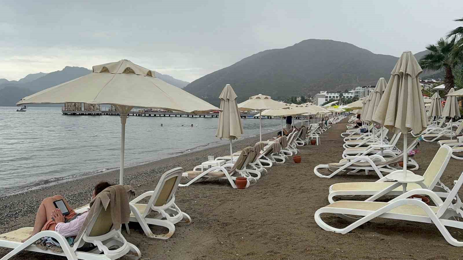 Muğla’nın Marmaris ilçesinde yağışlı