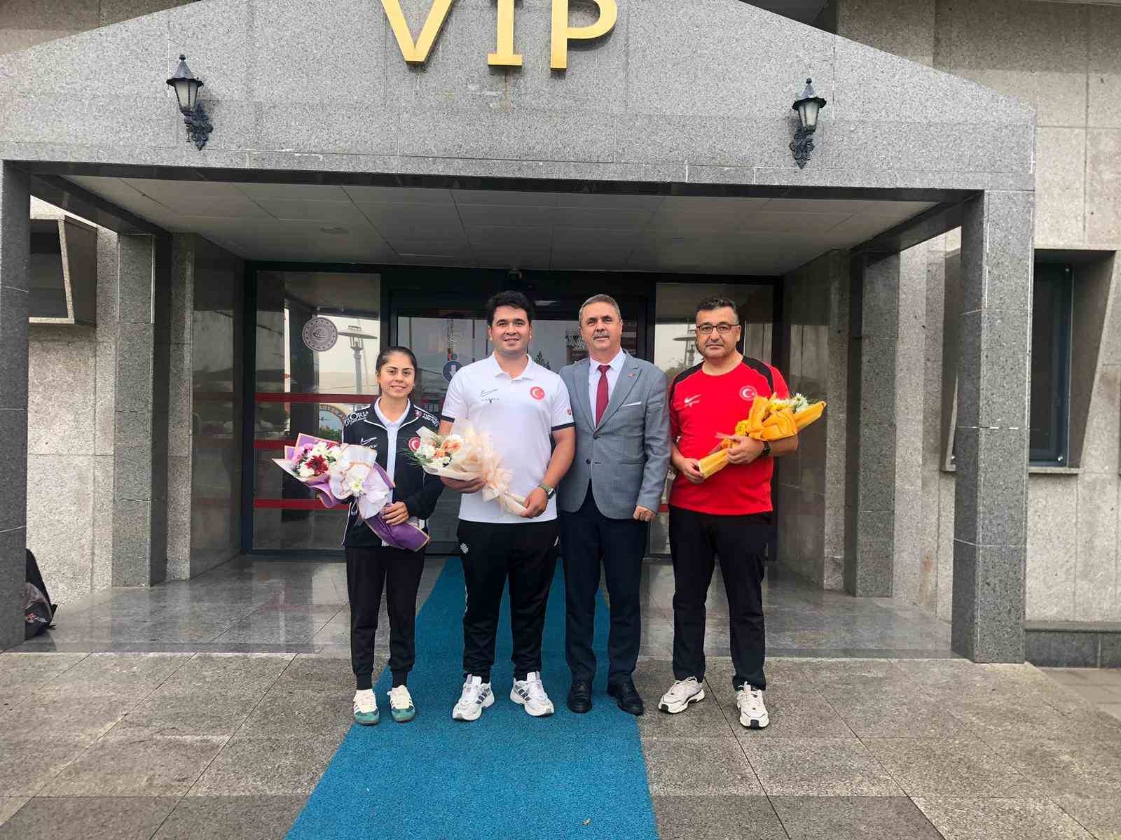 Dünya Şampiyonu Emircan Haney