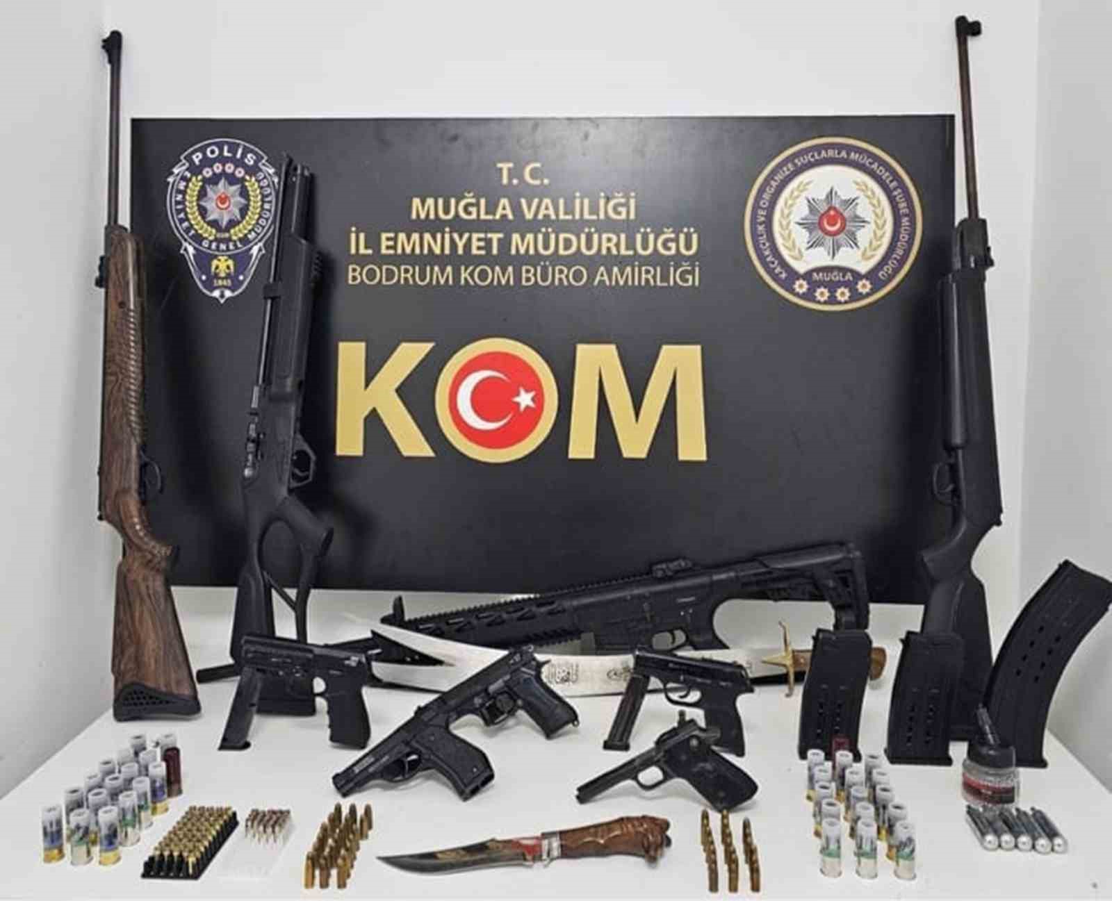 Muğla’nın 7 ilçesinde silah operasyonu: 4 tutuklama Muğla Emniyet Müdürlüğü Kaçakçılık