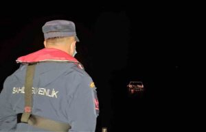 Yunanistan, 18’i çocuk 46 düzensiz göçmeni ölüme terk etti