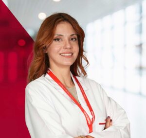 Diş Hekimi Özbek: “Ağız kokusu sosyal ilişkileri derinden sarsabiliyor”