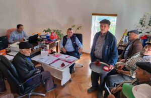 Menteşe Ziraat Odası Başkanı Baştuğ, Şenyayla’da elma üreticilerinin sorunlarını dinledi