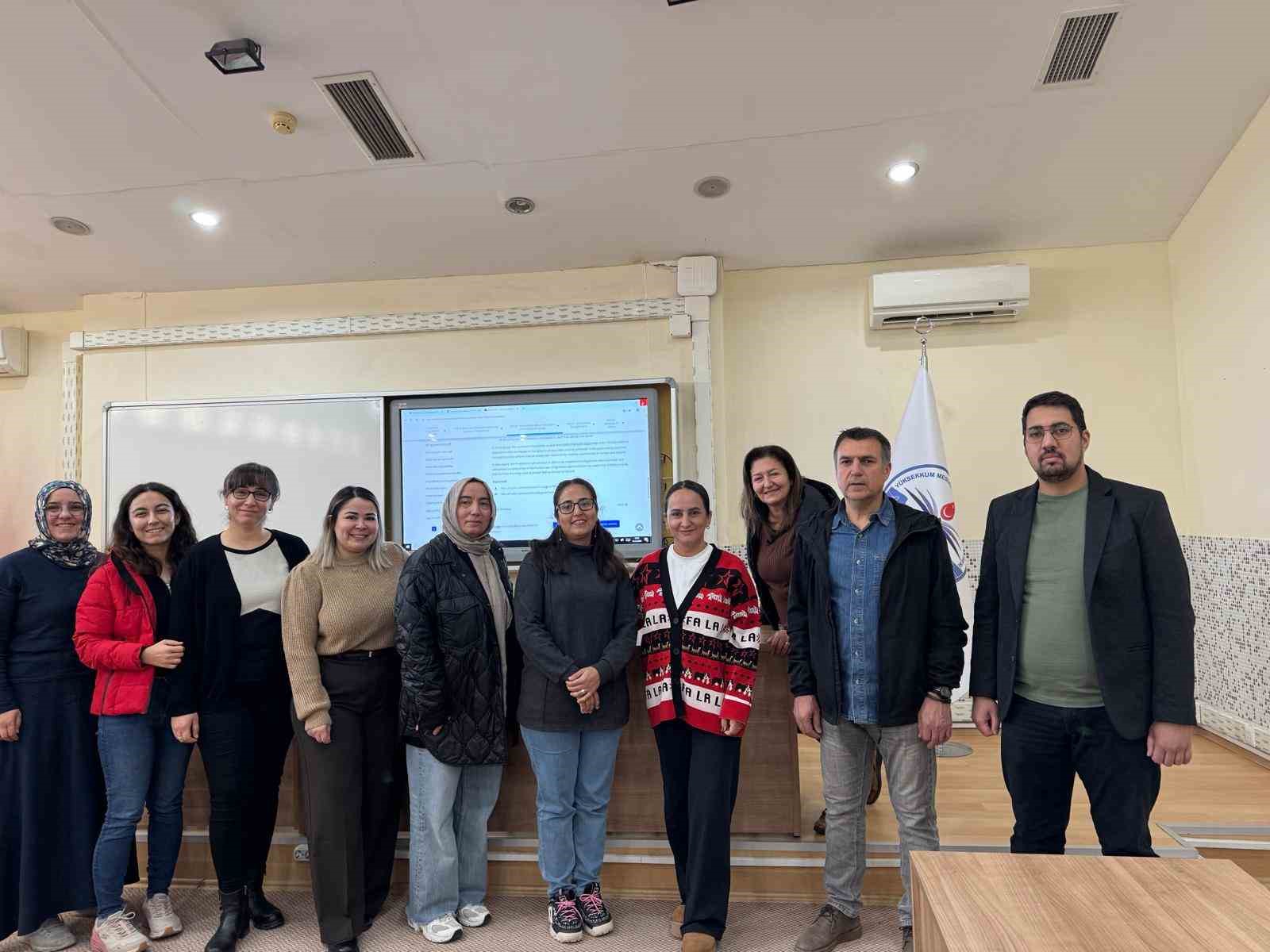 Muğla’nın Köyceğiz ilçesinde öğretmenler