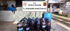 Muğla’da yenil yıl öncesi 1 ton 235 litre kaçak içki ele geçirildi