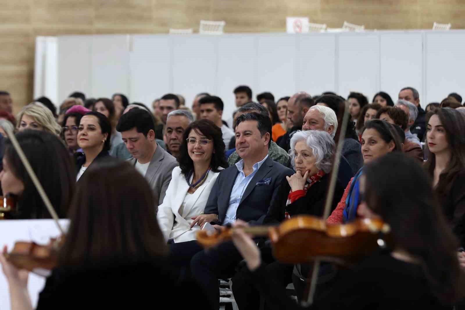 Prof. Dr. Türkan Saylan,