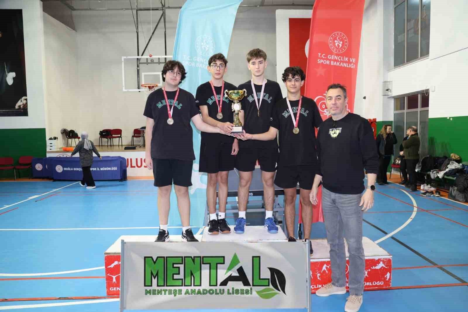 Menteşe Anadolu Lisesi Masa