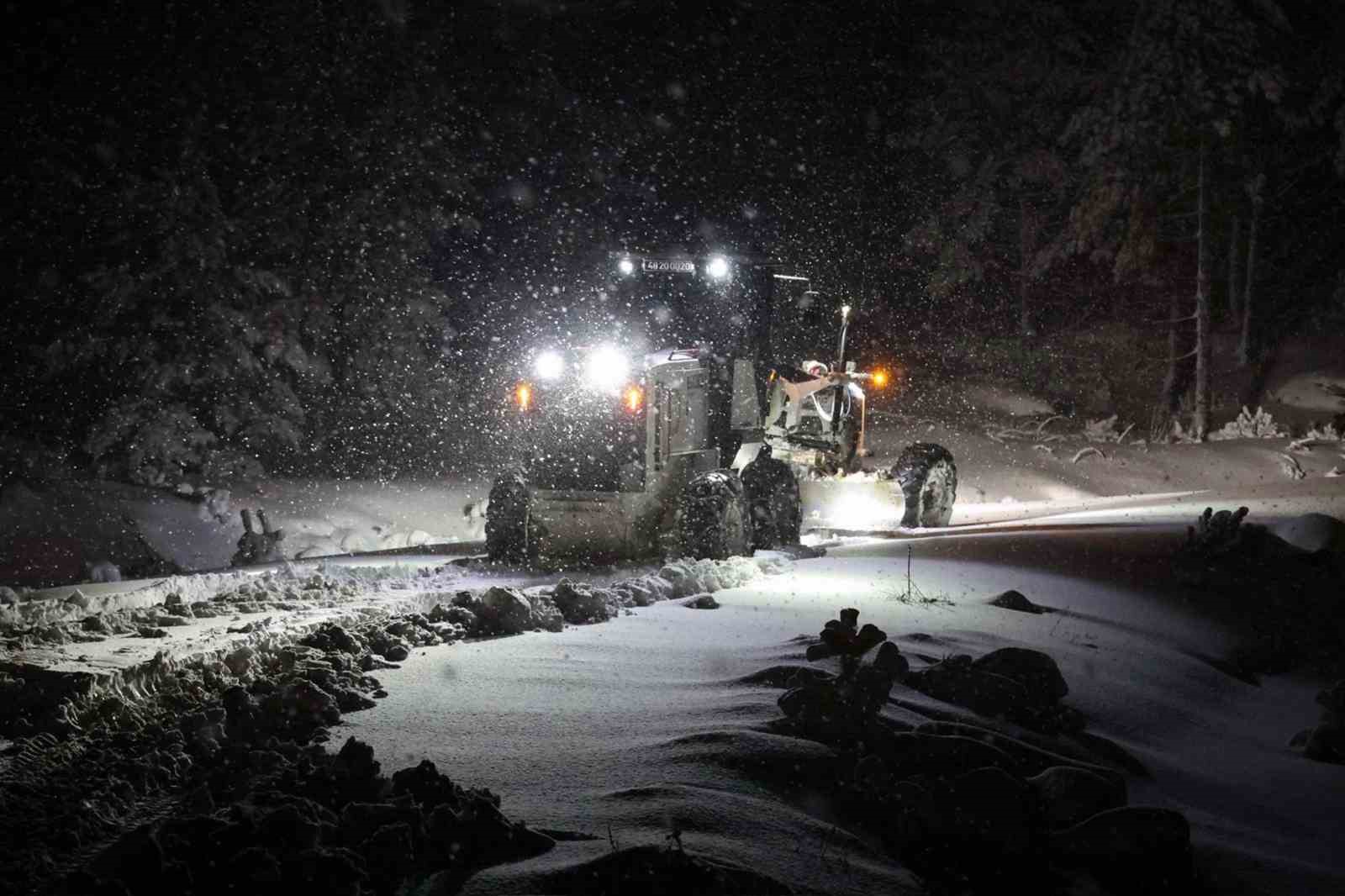 Menteşe Belediyesi ekipleri, Kozağaç