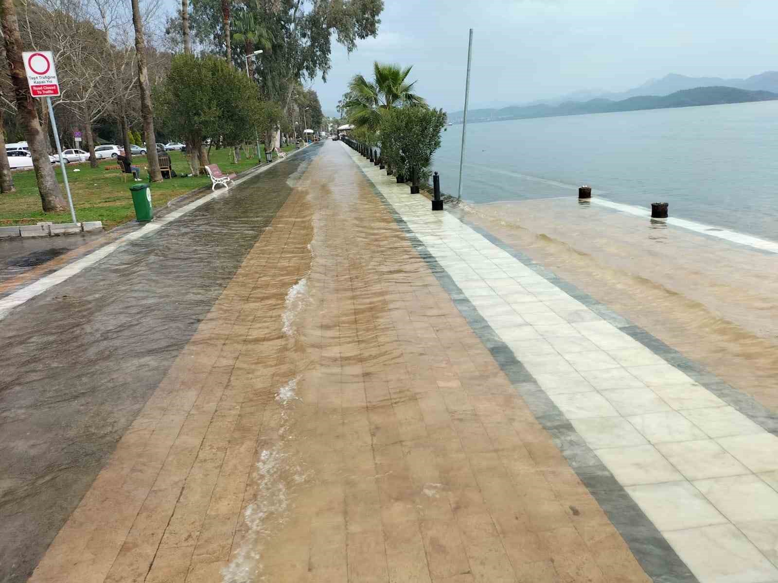 Muğla’nın Köyceğiz ilçesinde etkili