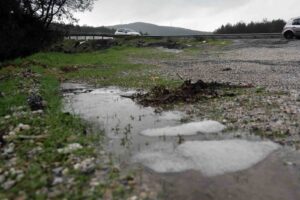 Muğla’da sağanak yağmur ile birlikte dolu yağdı