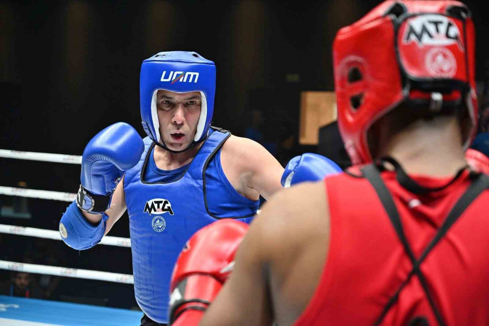 Abu Dhabi’de düzenlenen Muaythai